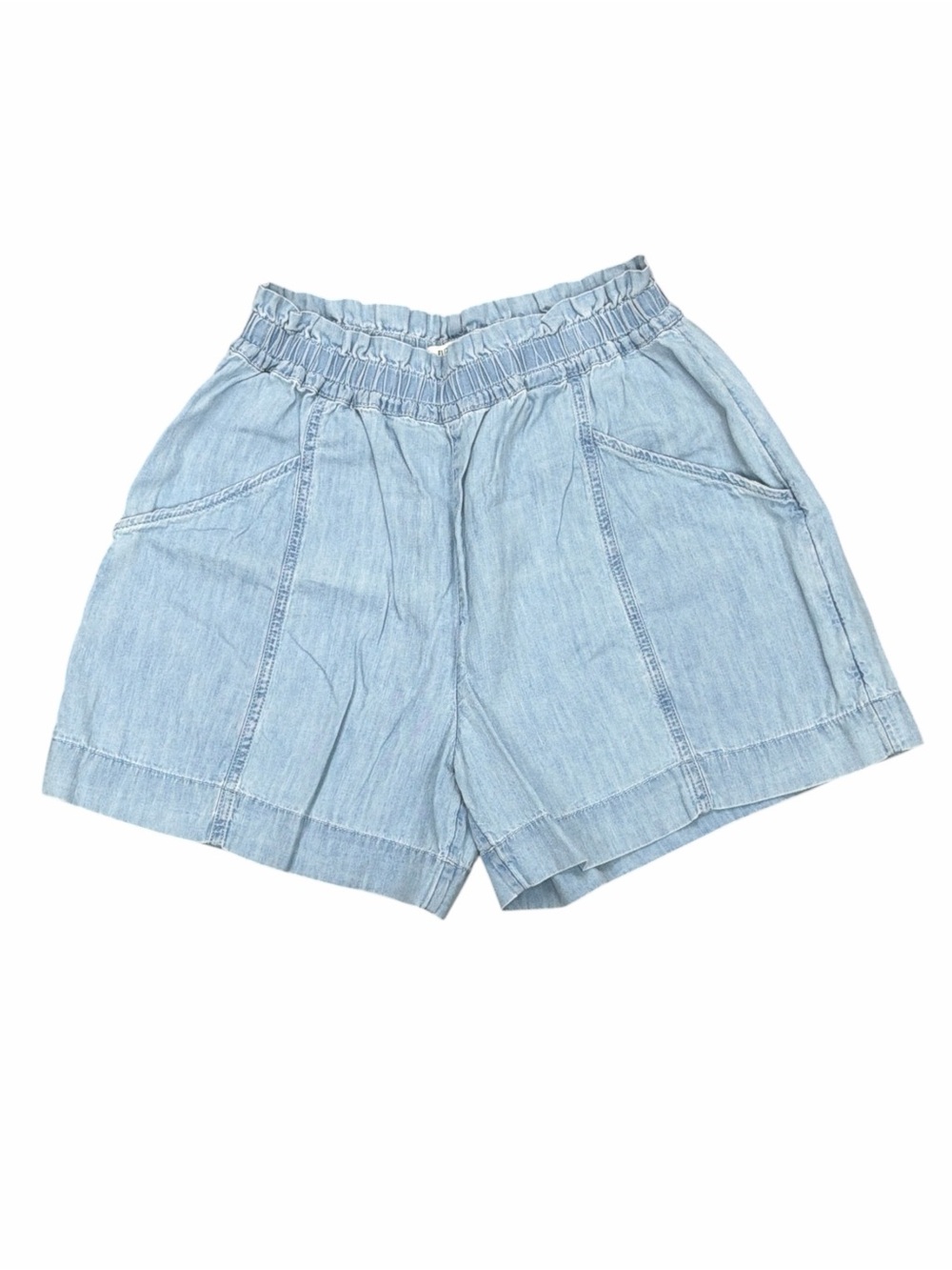 Elizabeth and James Light Wash Denim Women’s Shorts with Elastic Waist